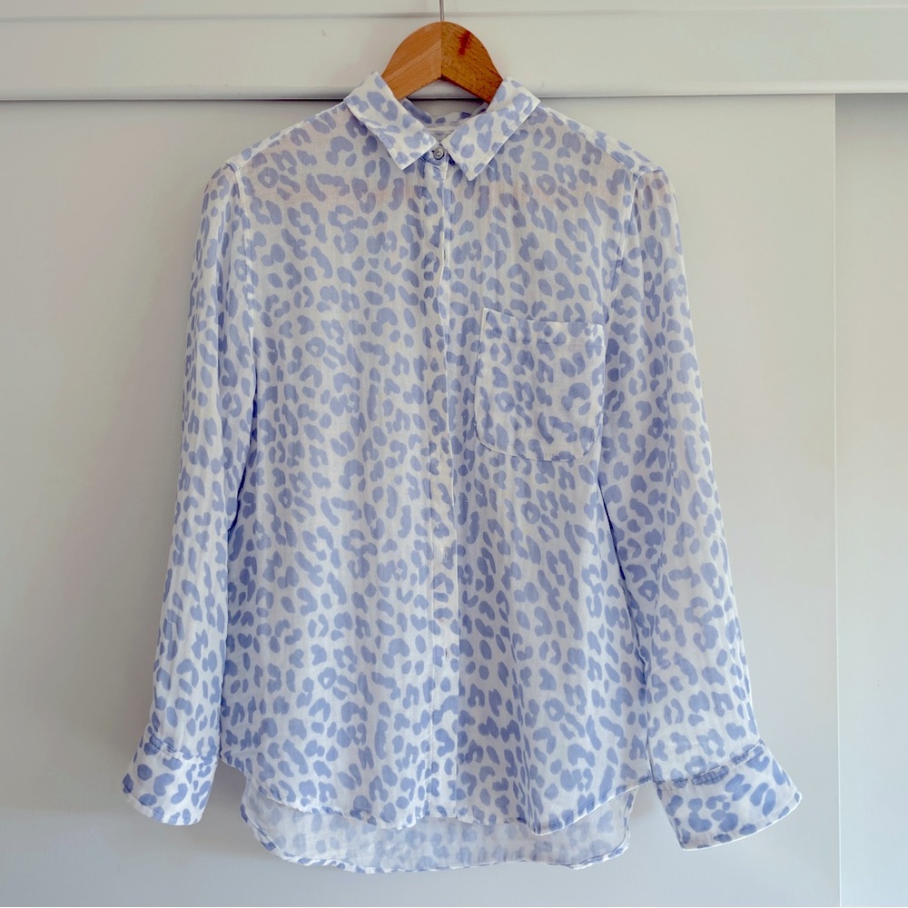 Rails‎ White and Light Blue Animal Print Shirt, Sz S